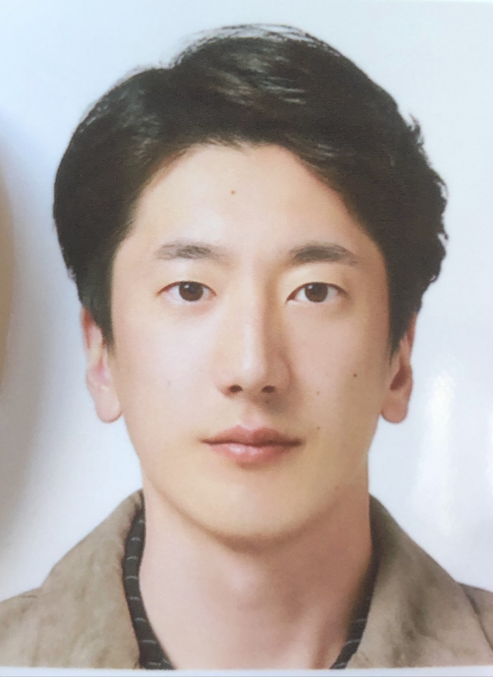 감독 김성준